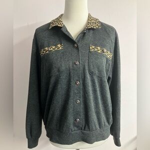 Women’s Pullover Sweater/Top, L, Animal Print Trim, Gray, Grannycore, Dunner